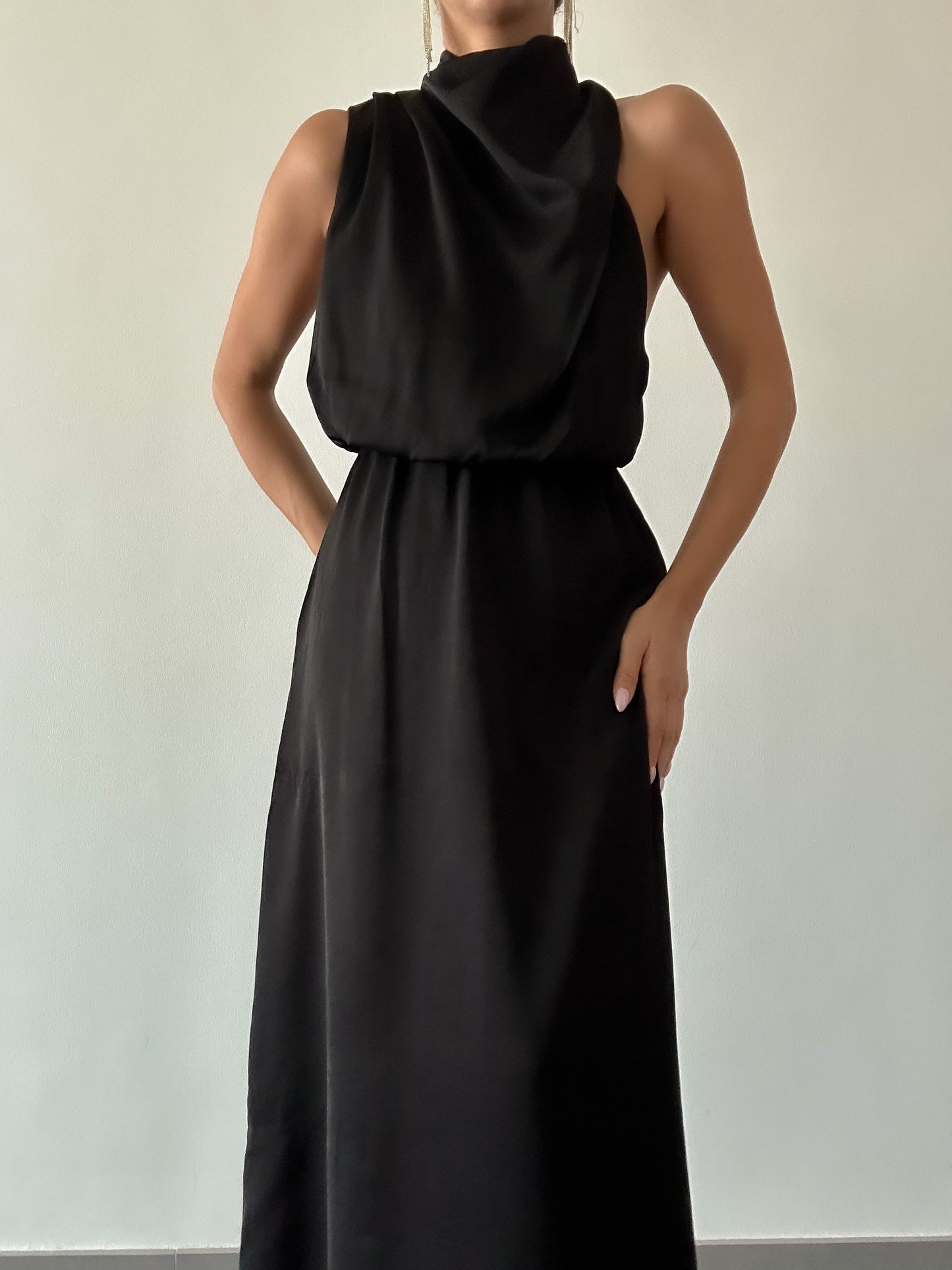 Dana Silk Midi Dress - Black